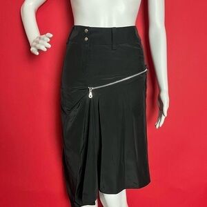 Gothic vintage knee length skirt 🤍🖤​​​​​​​​​​​​​​​